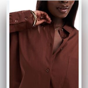 Pretty Little Thing NWT Elegant Brown Women's Button up Top - M